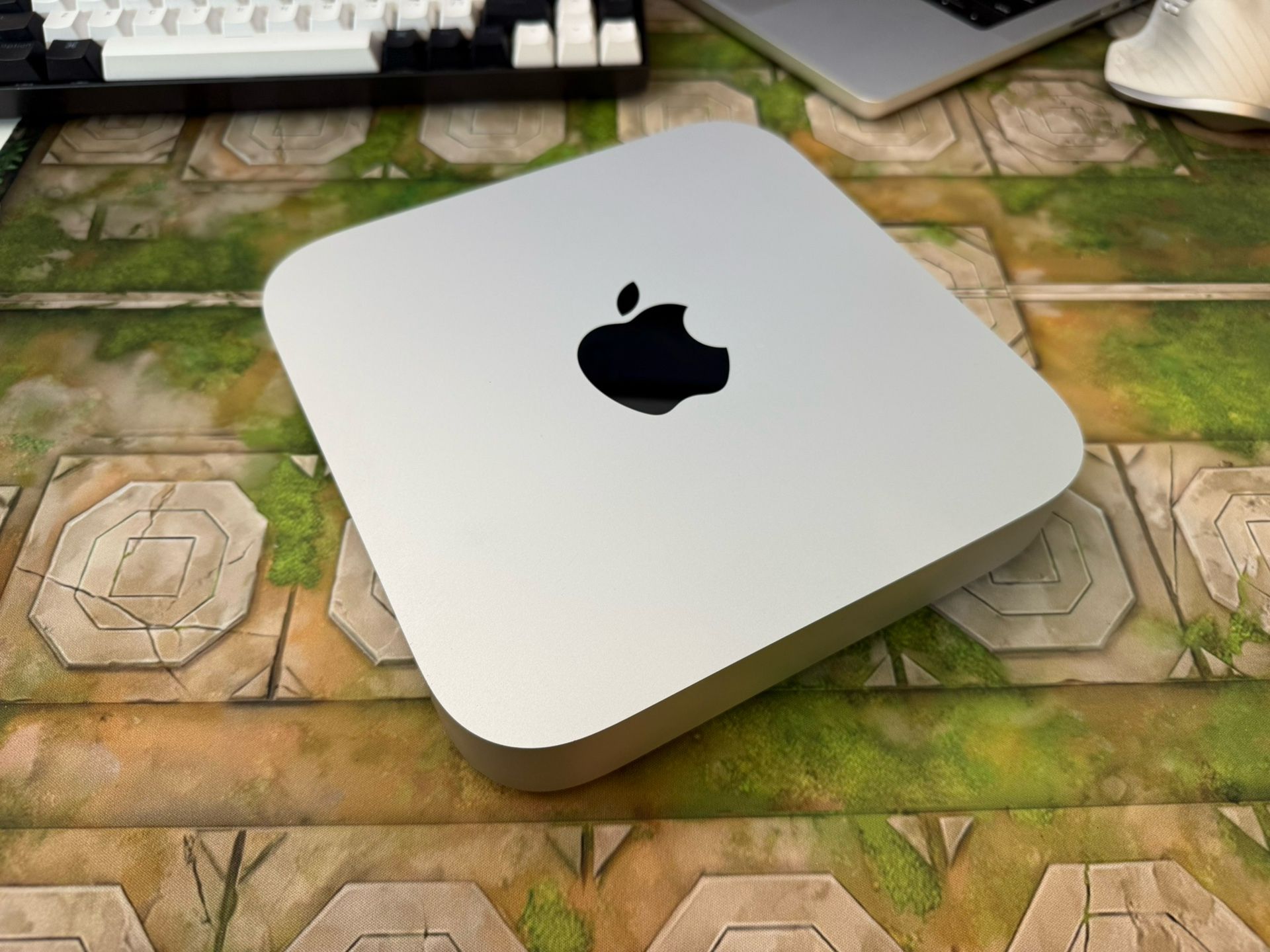 Mac Mini M2, 16GB RAM, 256GB HDD