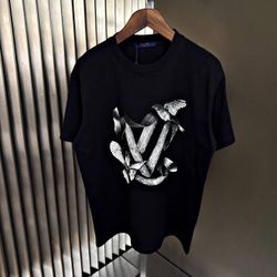 Louis Vuitton T- shirt 