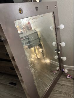 Free mirror