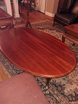 Hardwood Coffee Table Like New 