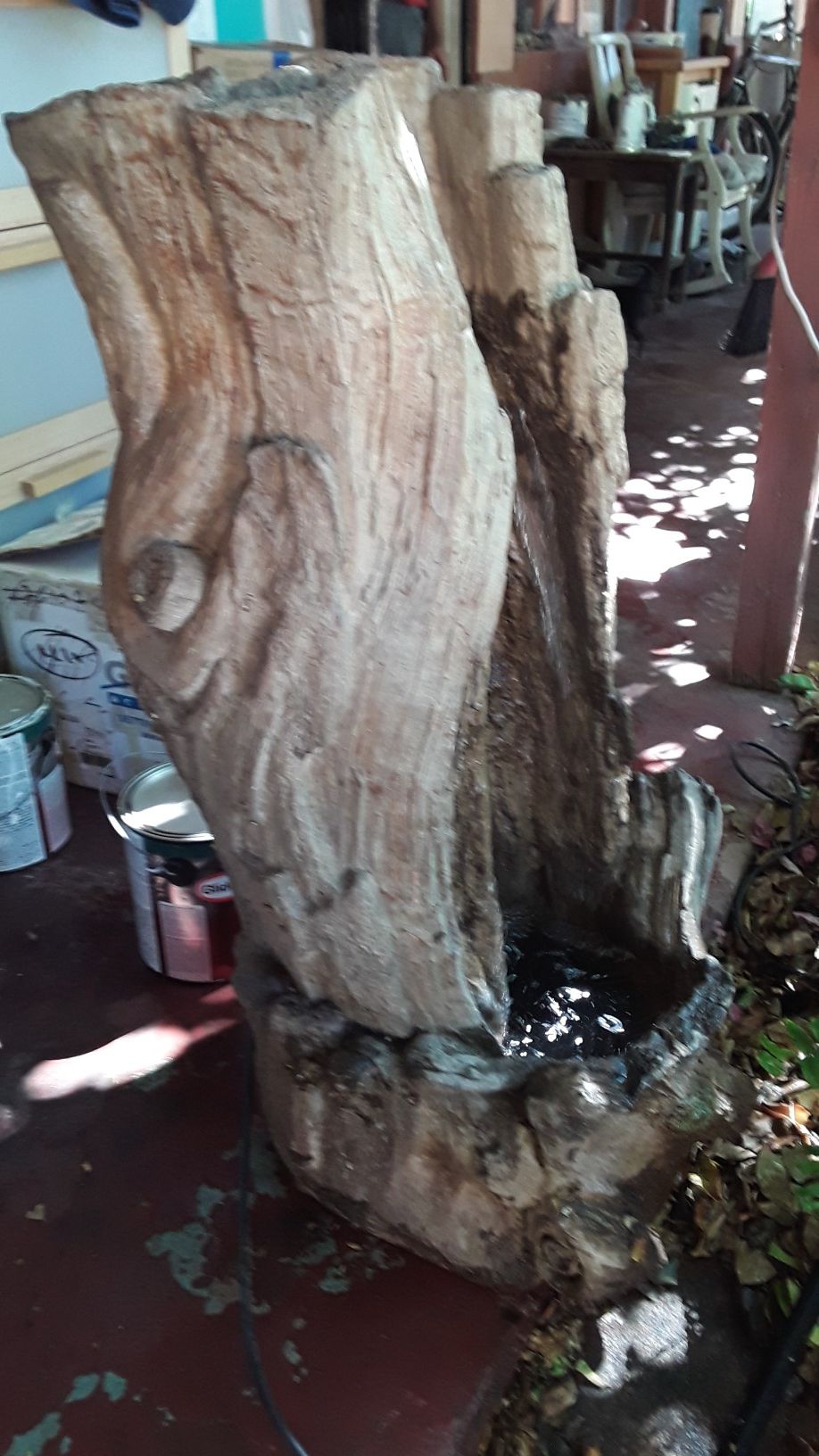 Water fountain tree trunk design 3 feet tall