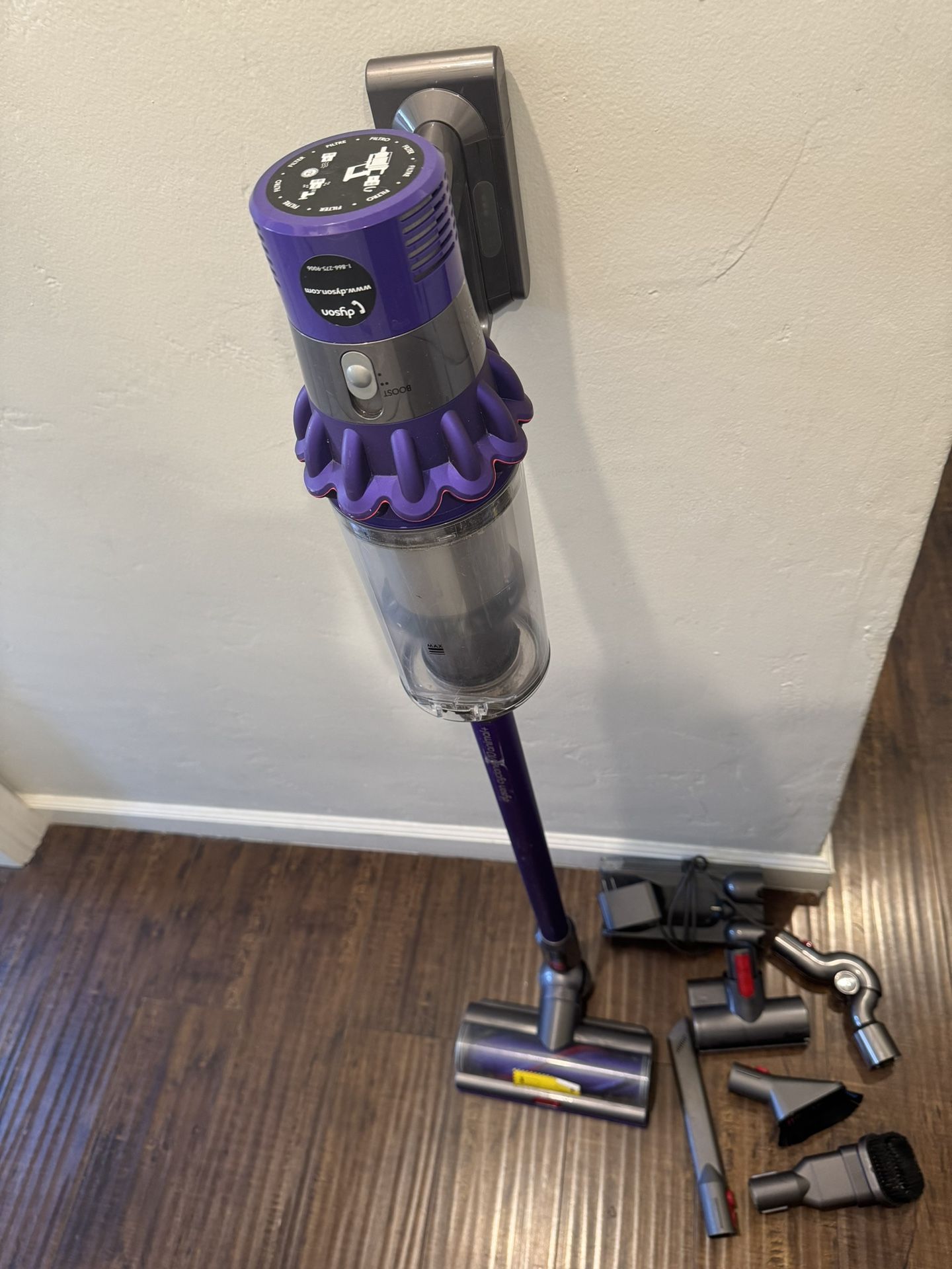 Dyson 10 cordless vacuum 