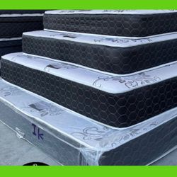 Cal king size mattress / Colchon