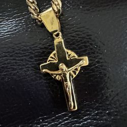 18 Karat Cuban Gold Heavy Cross With Chain