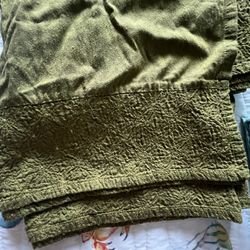 Assorted Table Linens