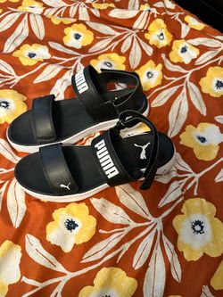 Puma sandals woman’s 10