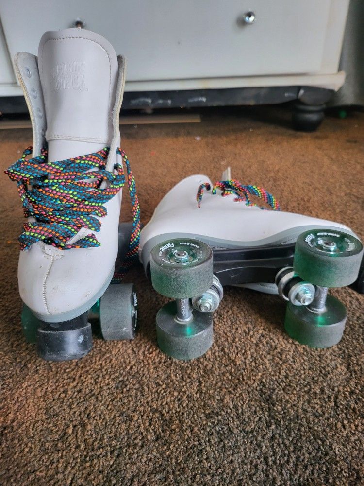 California Skate Co Roller Skates Size 5