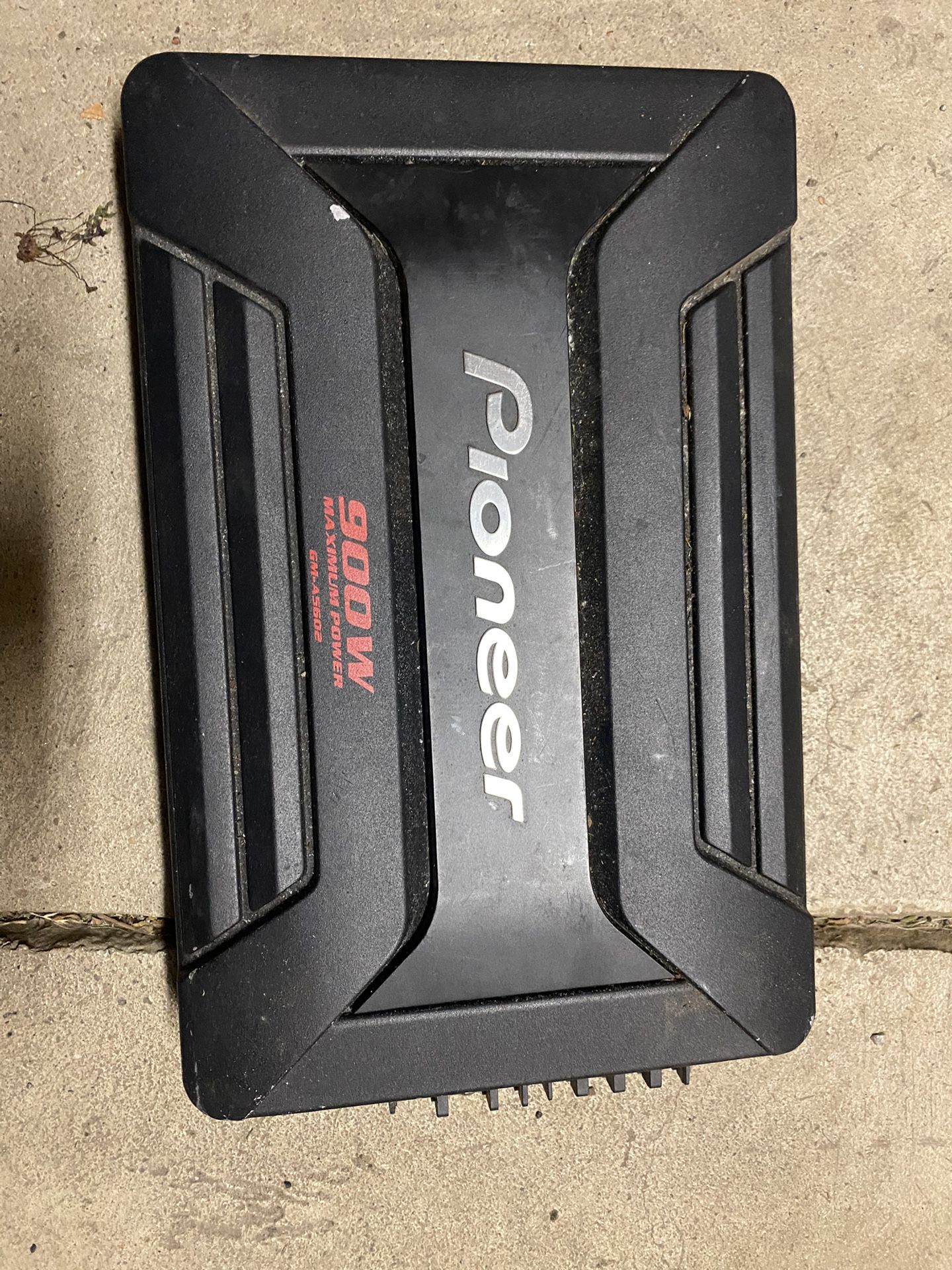 Pioneer GM-A5602 900w Bridgeable 2 Channel Car Amplifier