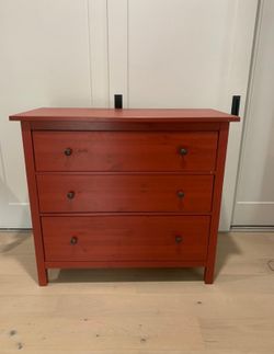 Dresser