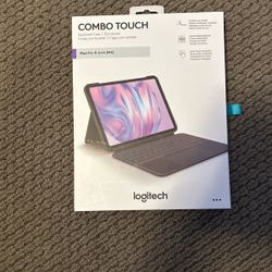 Logitech combo touch iPad M4