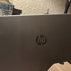HP 15" Touch Laptop Ryzen 5-7520U 8GB 512GB