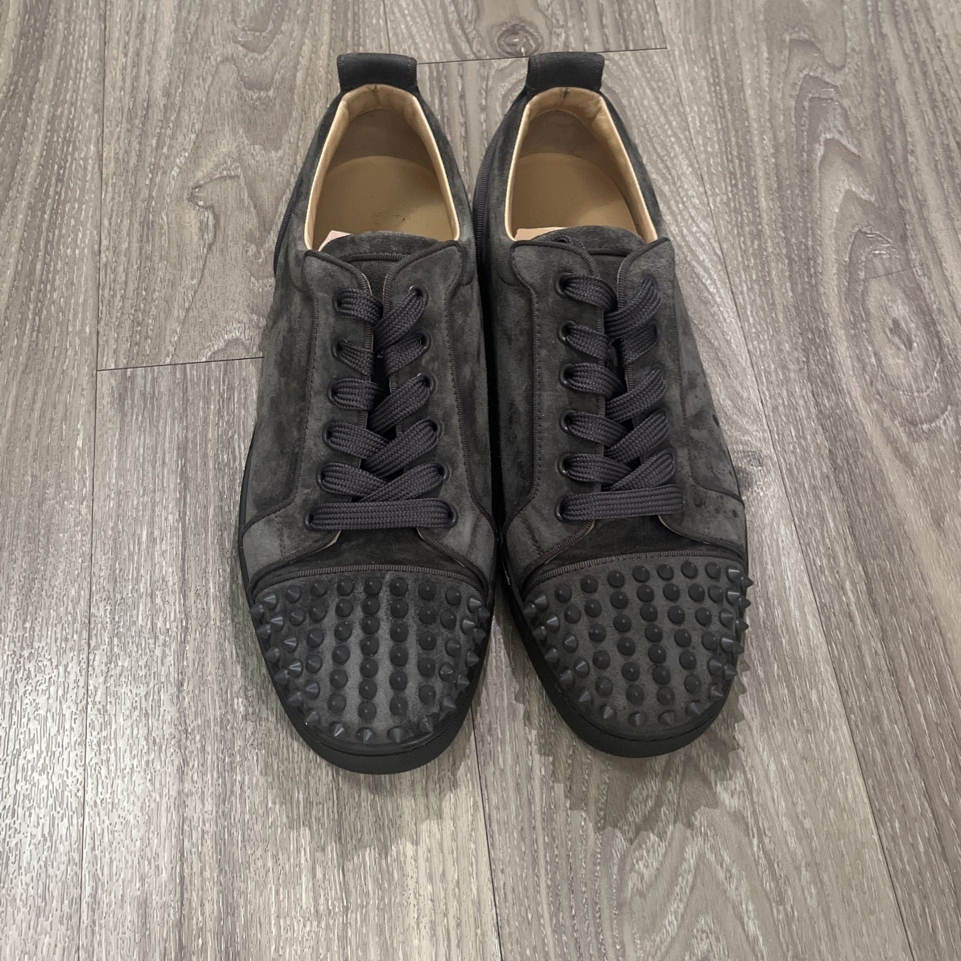 Christian Louis Vuitton shoes for Sale in Manteca, CA - OfferUp