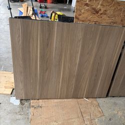 2 pieces of veneer laminated wood