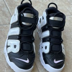 Nike Air More Uptempo White Black Green Mid Top Sneakers  Women Shoes Size 9