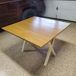 Nice Little Table With Folding Sided