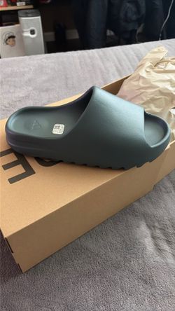 Yeezy Slide Slate Marine