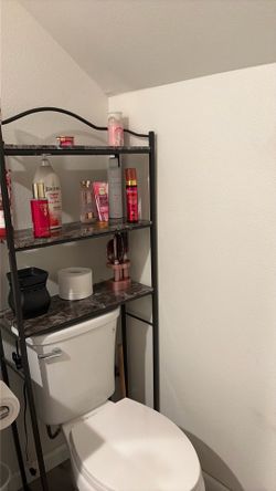 Bathroom shelf