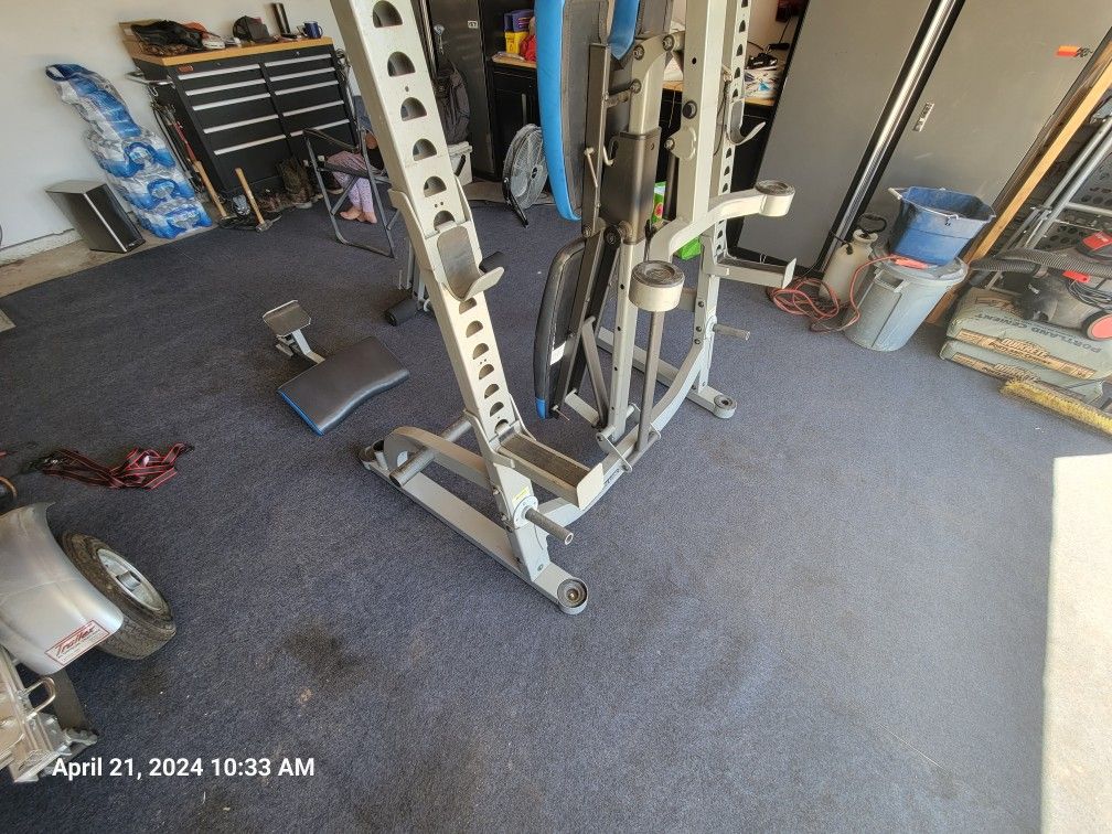 Nautilus Olympic Adjustable Incline/ Declines Bench