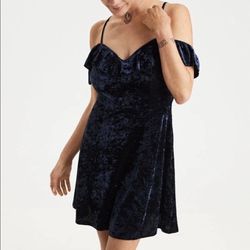 AMERICAN EAGLE Blue Crushed Velvet Off The Shoulder Babydoll Dress