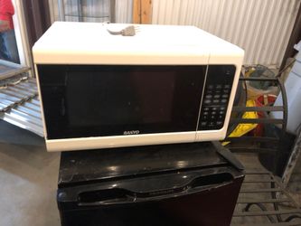 Sanyo microwave