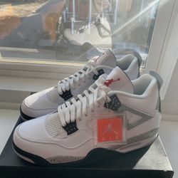 Dead Stock Nike Air Jordan White Cement 3 Size 13