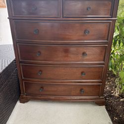 High Boy Dresser ( Ashley / Universal Furniture 