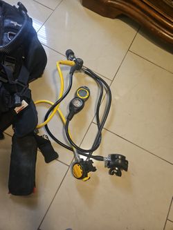 Seaquest Balance Tank Scuba Diving Backpack With Aqualung Legend Regulators And Suunto Zoop Scuba Computer. Weights Included As Well. 