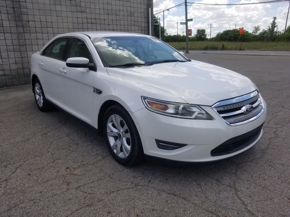 2012 Ford Taurus