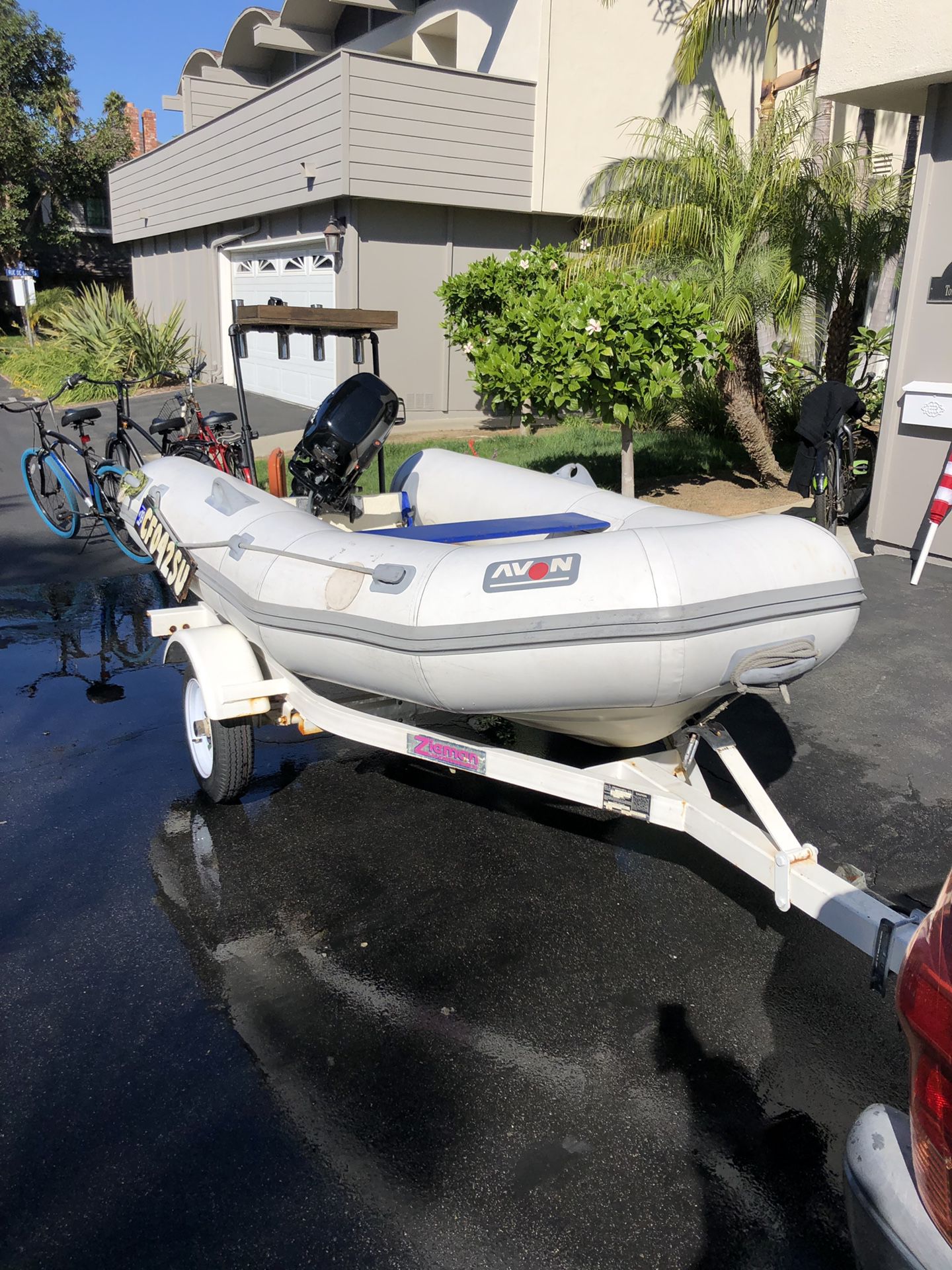 11’ Boat with Trailer For Sale