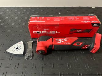 Milwaukee M18 FUEL 18V Lithium-lon Cordless Brushless Oscillating Multi-Tool (Tool-Only)