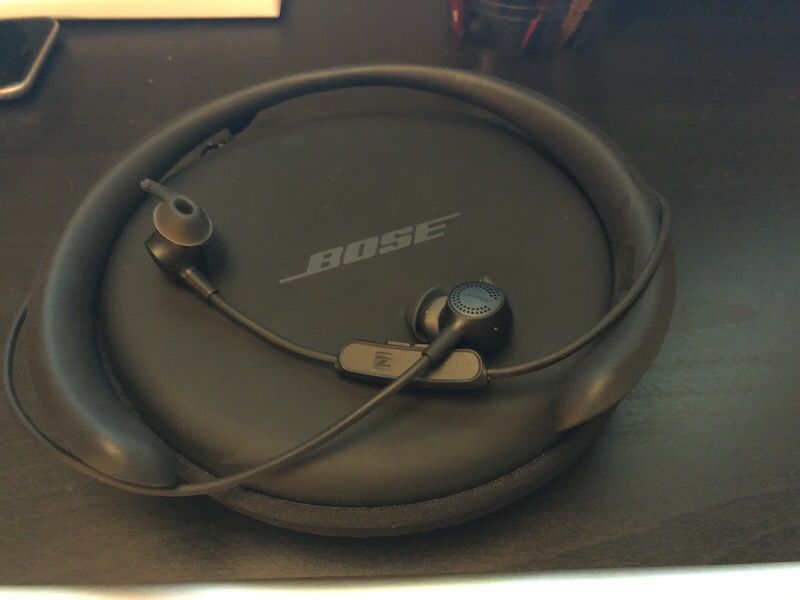 BOSE Wireless Headsets Quiet Noise Canceling