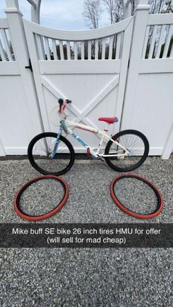 MIKE BUFF SE bike 26 Inch (Message Me With Offers)