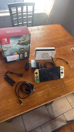 Nintendo Switch OLED Zelda Tears of the Kingdom Special Edition