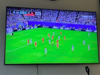 Samsung TV HD 65” with wall mount