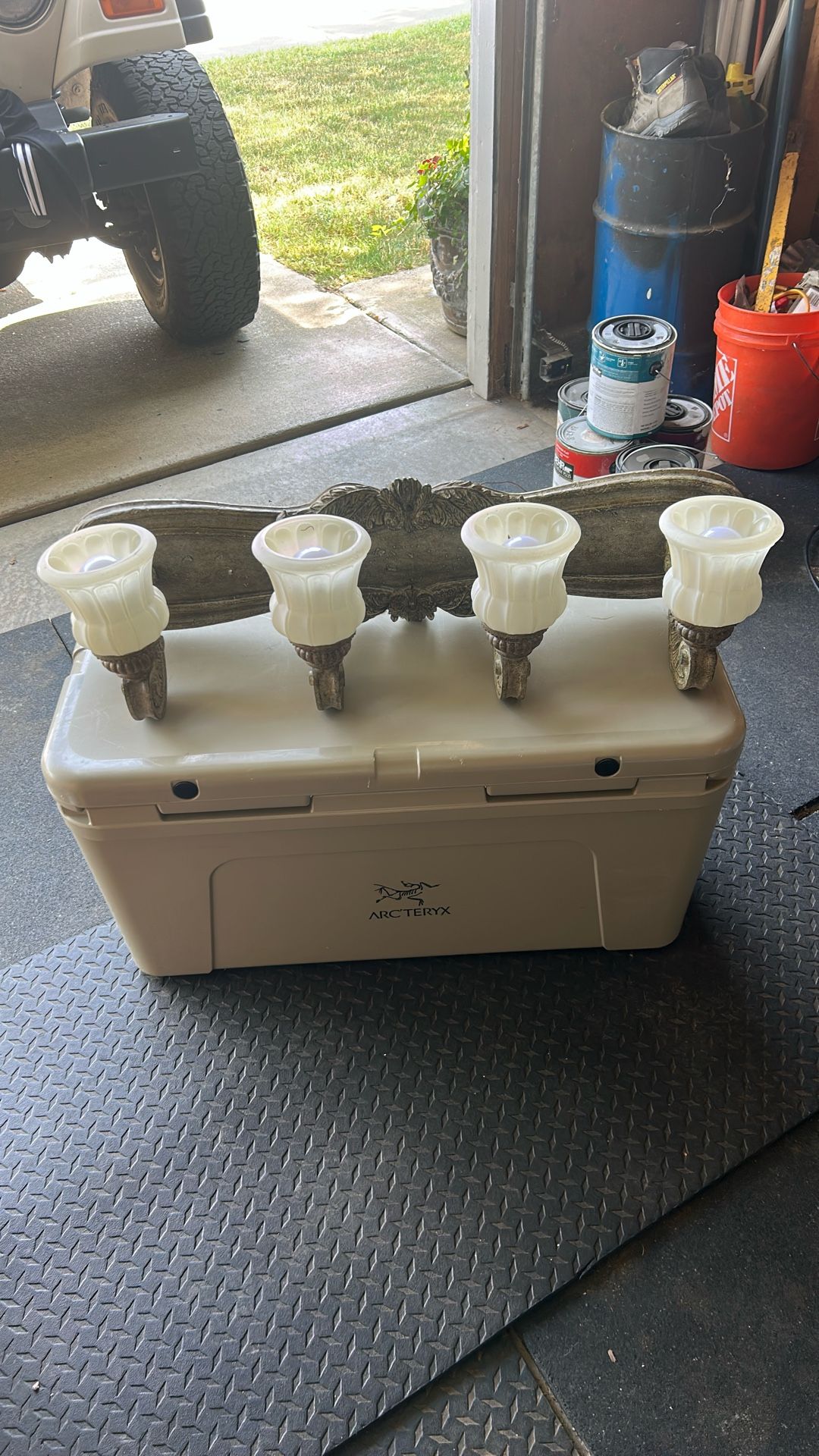 Light fixture