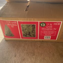 7ft XMAS TREE