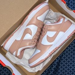 Nike Dunk Low Rose Whisper Size 7.5w
