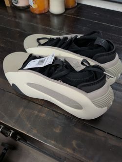9mens Adidas Sneakers Harden volume 8