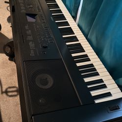 Yamaha DGX660