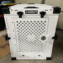 Impact Crate 40” Large 