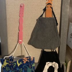 Ear saver / Mask organizer