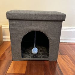 Footstool/ Pet House
