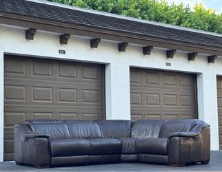 Sectional Couch/Sofa - Electric Recliners - El dorado - Delivery Available 🚛