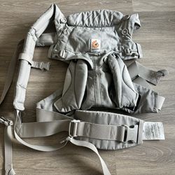 EUC ERGOBABY Omni Carrier