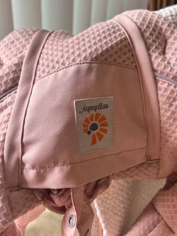 Ergo baby carrier