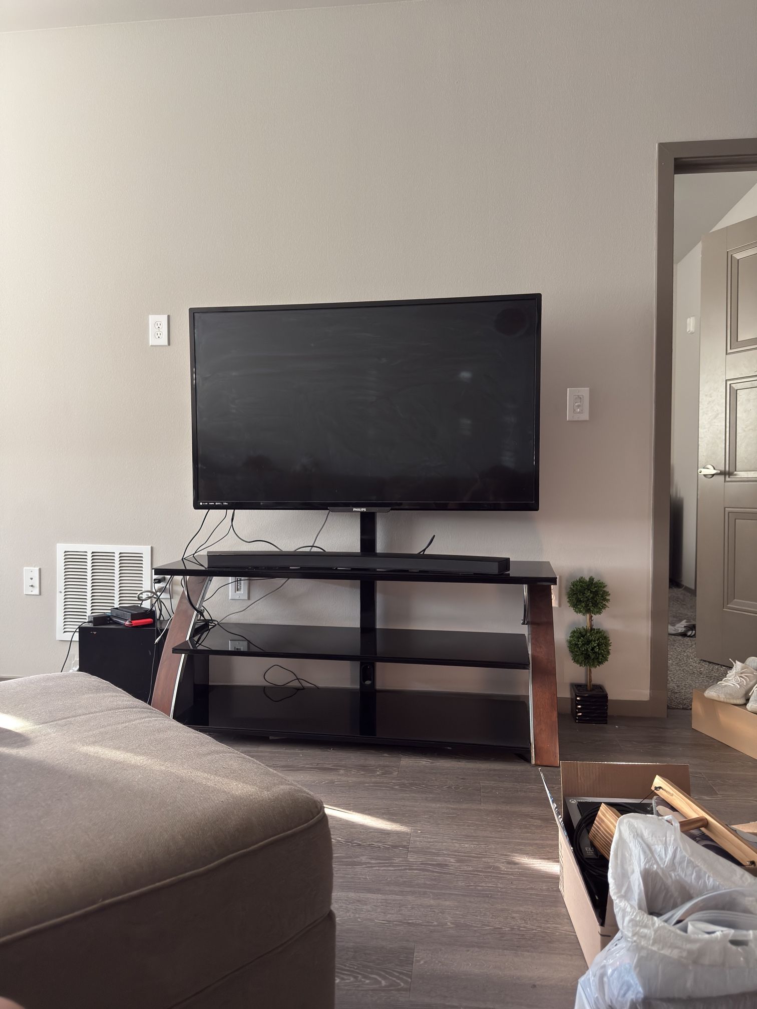 Tv Stand (4k 65” Philips Tv Optional)