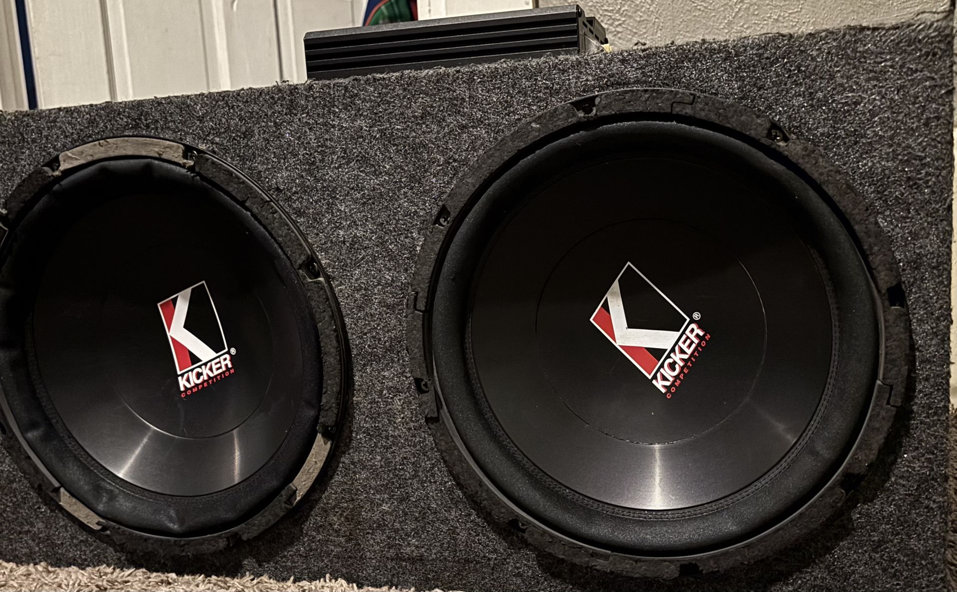 12” KICKERS WITH JENSEN AMP