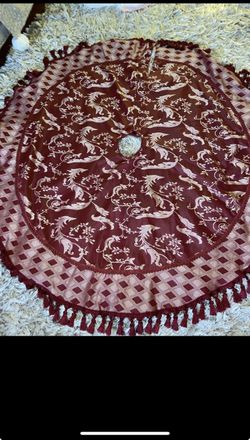 Stratford Home Christmas Tree Skirt Vintage Tassel Edges  Large 60”