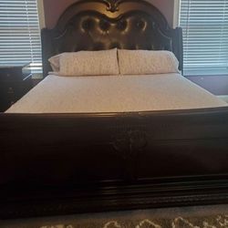 King Bedroom Set