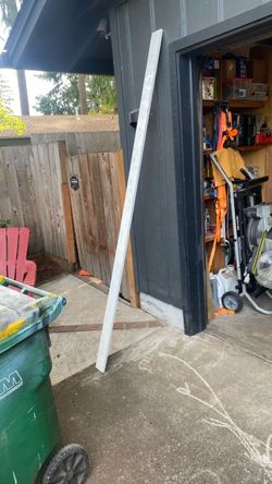 FREE! 10 feet of quartz back splash